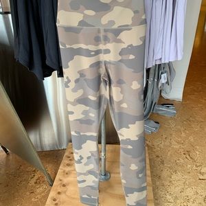 Alo High Waist Vapor Legging